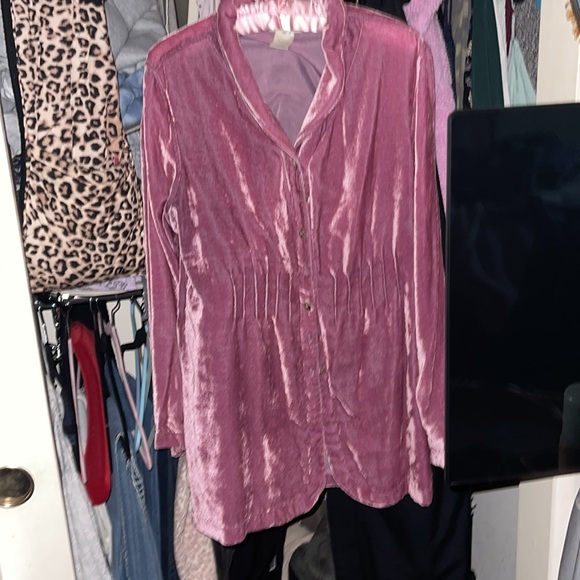 Gougeous Velvet lite jacket, super cute with every thing from dungarees to skirt - Picture 6 of 8